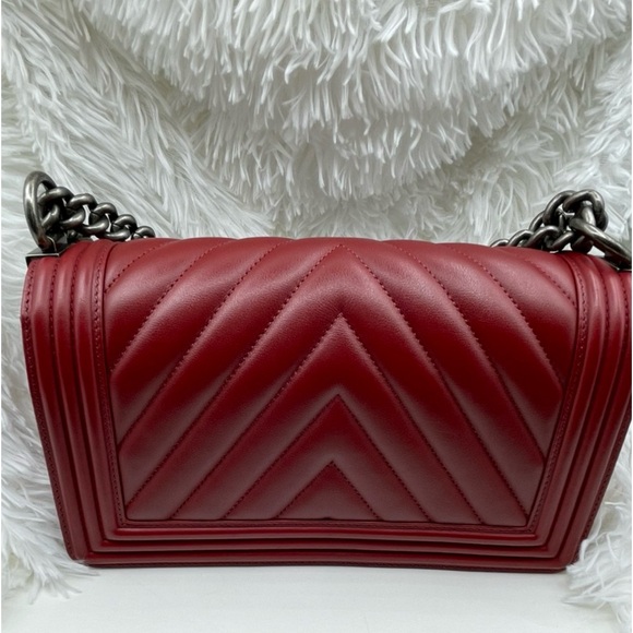 Chanel Boy Chevron Medium - Picture 12 of 12